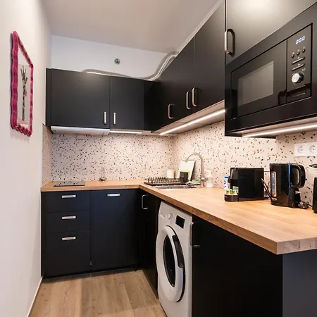 Palace District B40 Apartment