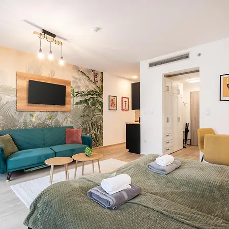 Apartment Palace District B40