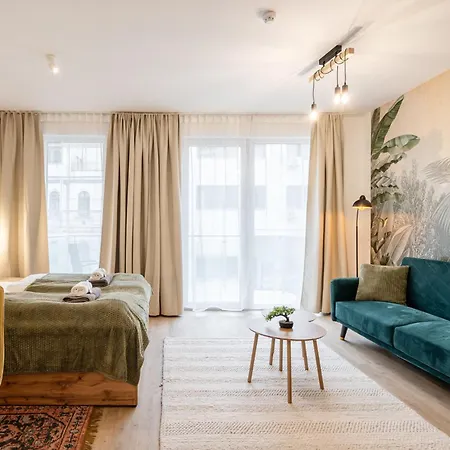Apartment Palace District B40
